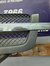 2003-2006 Chevrolet Silverado 1500 2500 3500 'Cateye' HD Grill OEM - Chrome