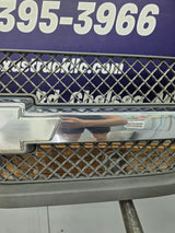 2003-2006 Chevrolet Silverado 1500 2500 3500 'Cateye' HD Grill OEM - Chrome