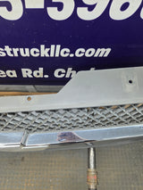 2003-2006 Chevrolet Silverado 1500 2500 3500 'Cateye' HD Grill OEM - Chrome