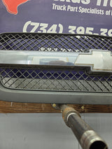 2003-2006 Chevrolet Silverado 1500 2500 3500 'Cateye' HD Grill OEM - Chrome