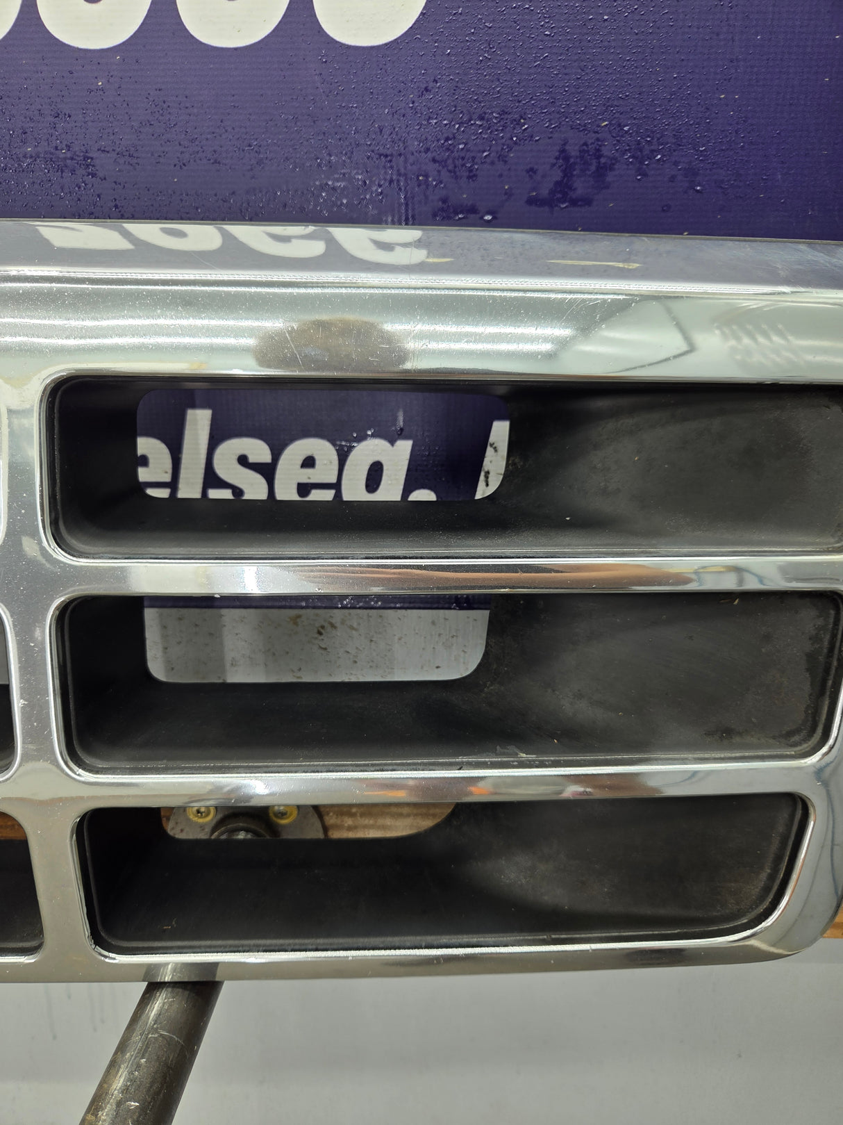 1992-1997 Ford F150 F250 F350 F450 F550 Grill