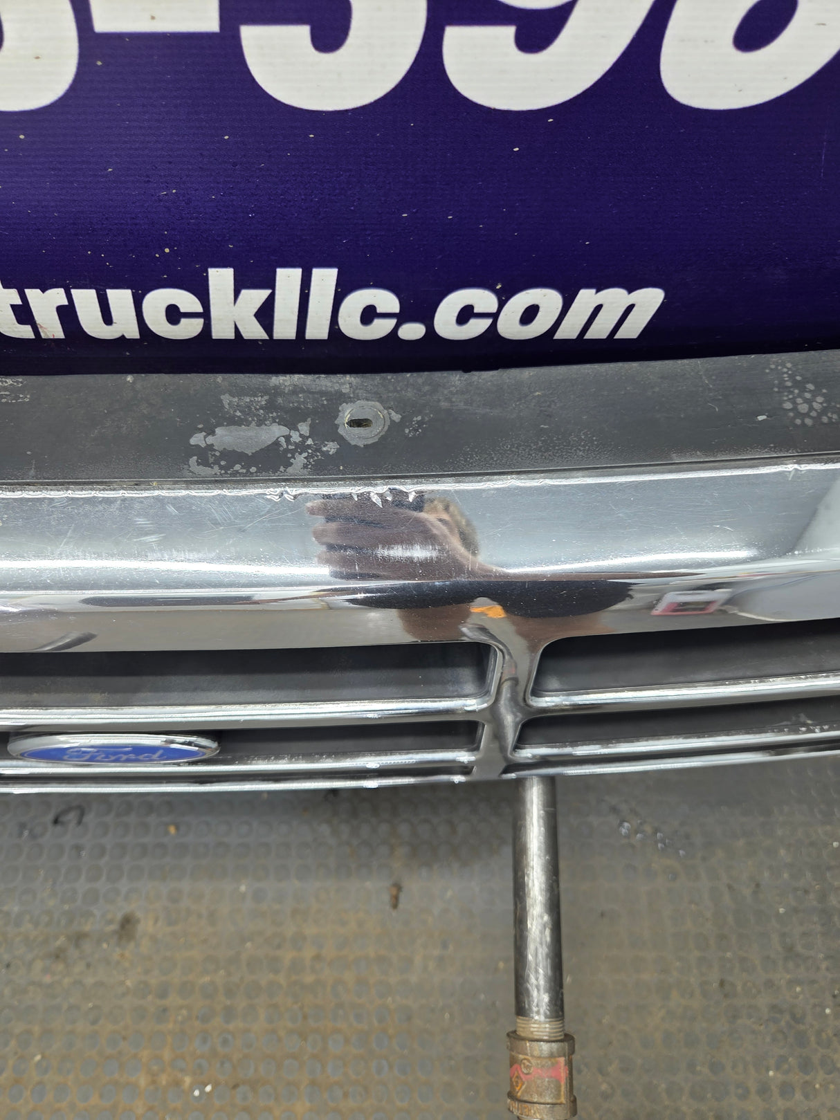 1992-1997 Ford F150 F250 F350 F450 F550 Grill