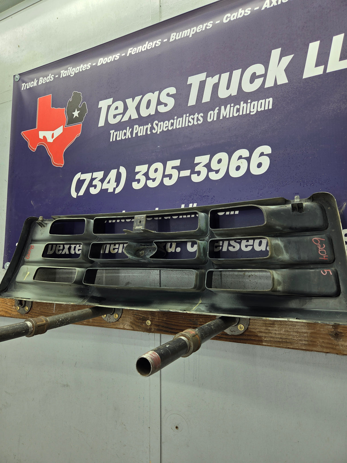 1992-1997 Ford F150 F250 F350 F450 F550 Grill