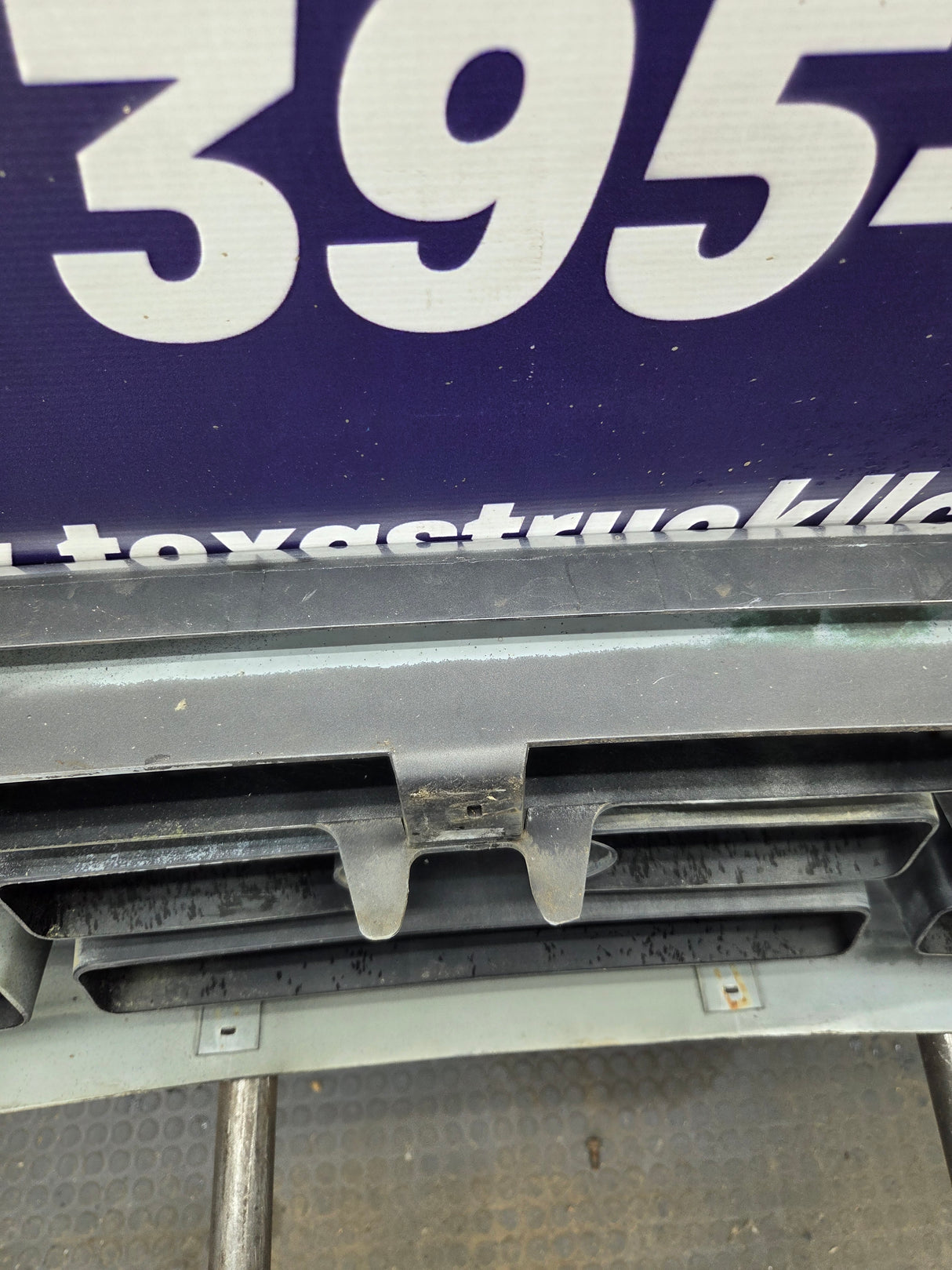 1992-1997 Ford F150 F250 F350 F450 F550 Grill