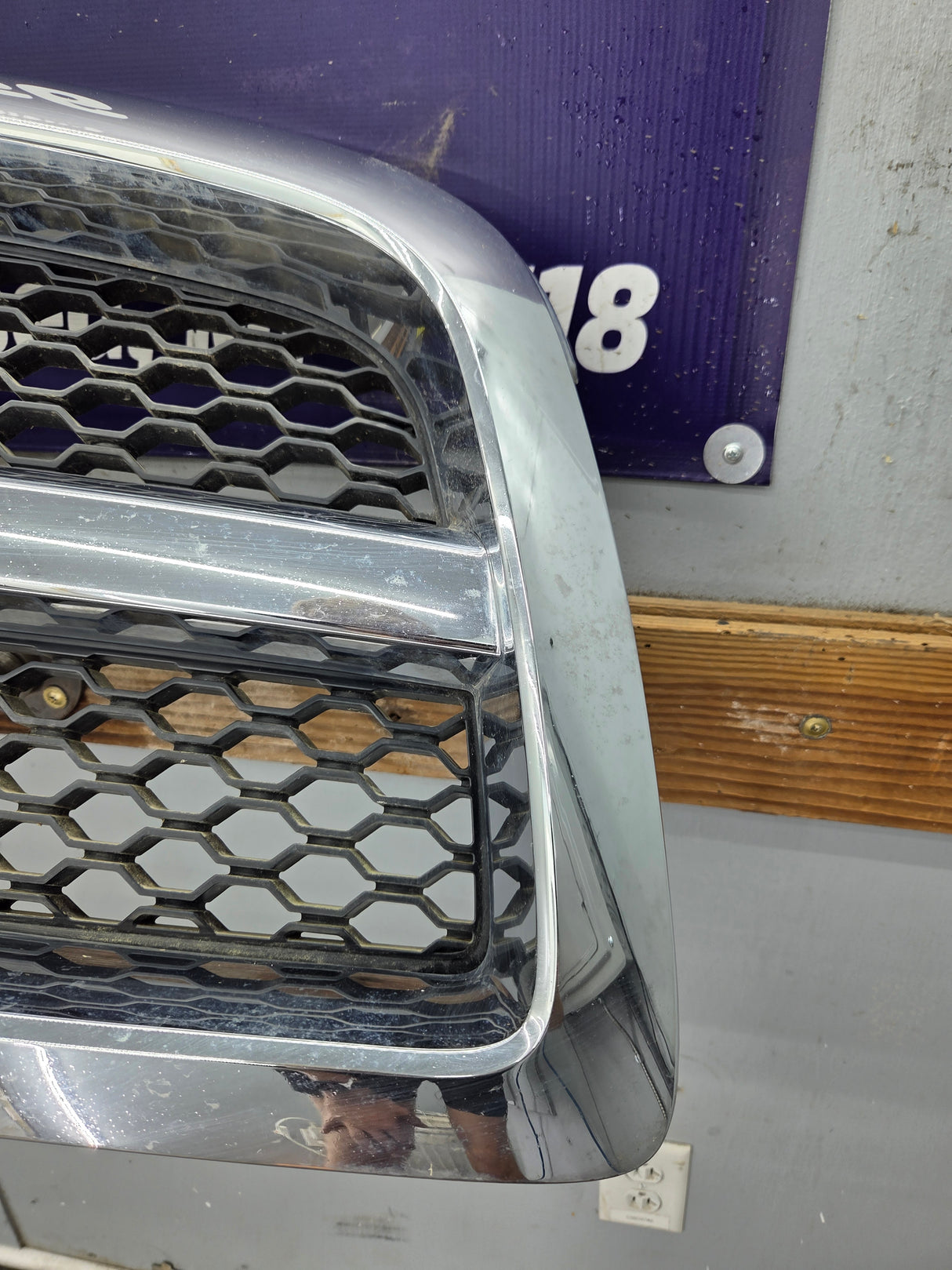 2009-2011 Dodge Ram 1500 Chrome Grill Surround