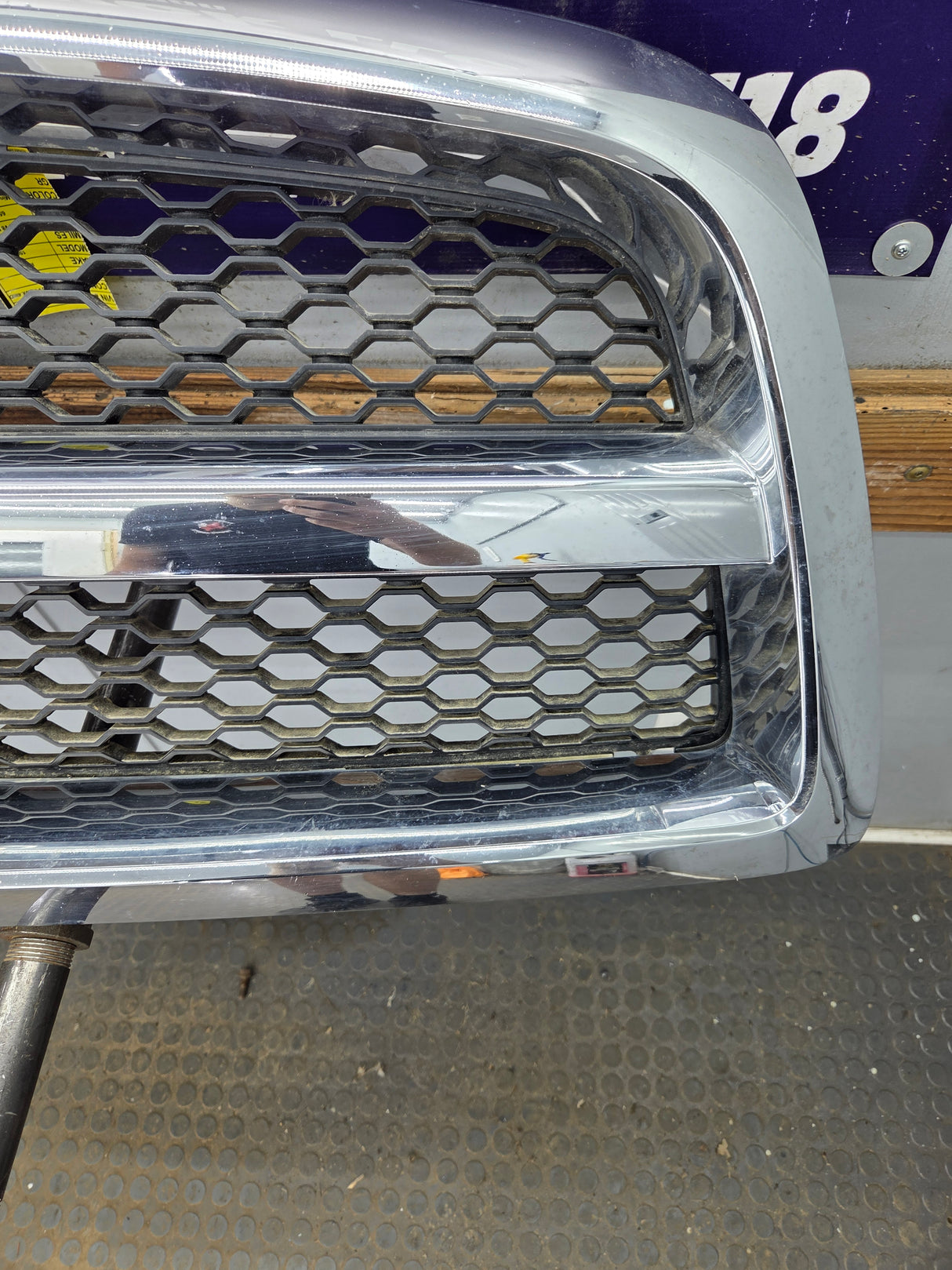 2009-2011 Dodge Ram 1500 Chrome Grill Surround