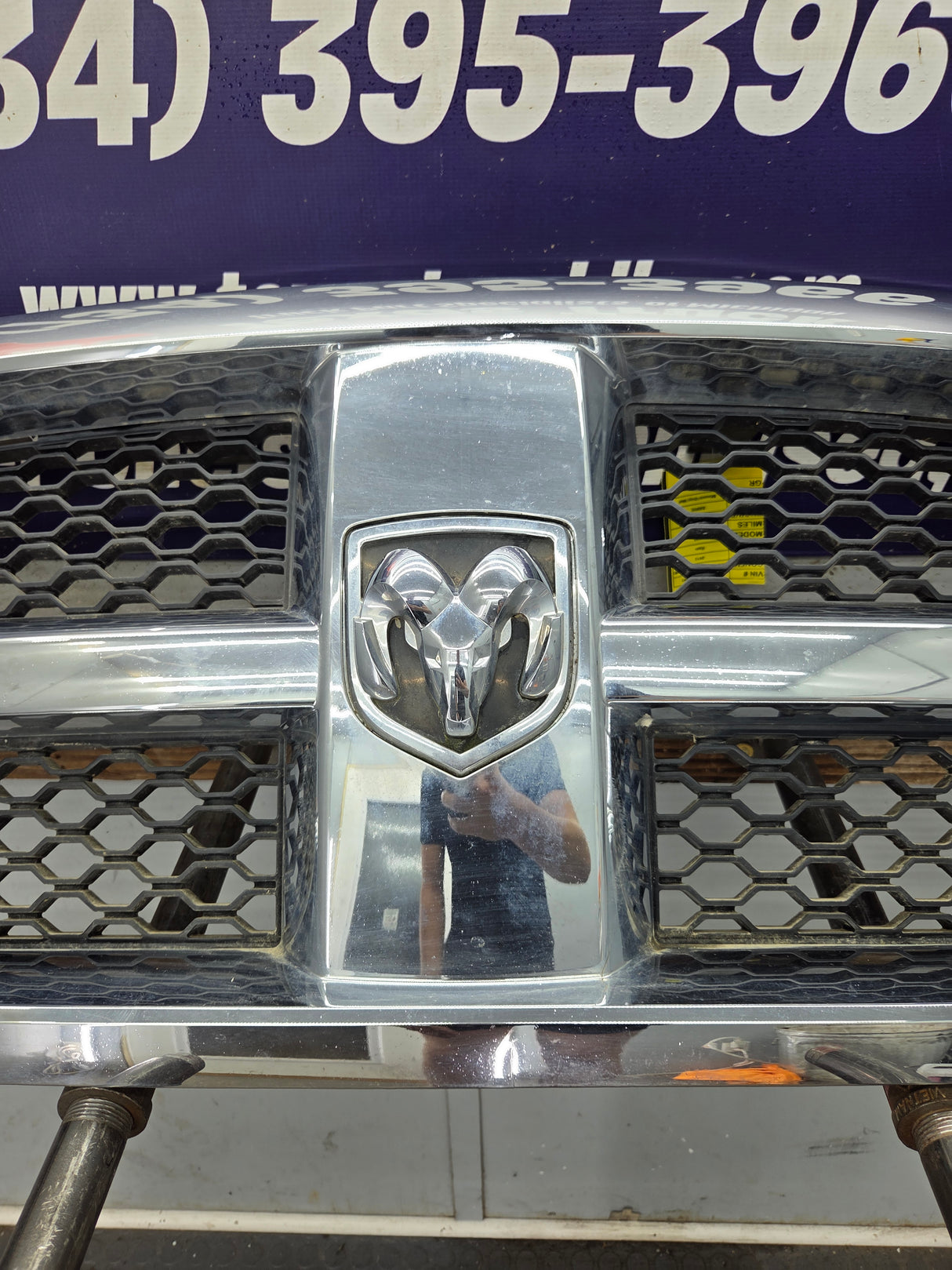 2009-2011 Dodge Ram 1500 Chrome Grill Surround