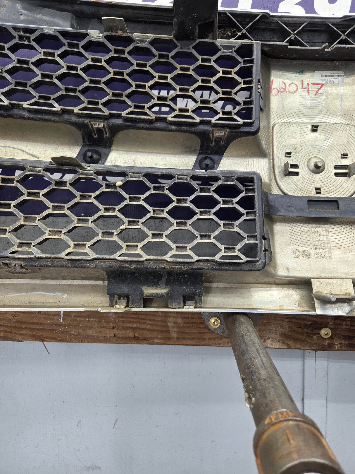 2009-2011 Dodge Ram 1500 Chrome Grill Surround