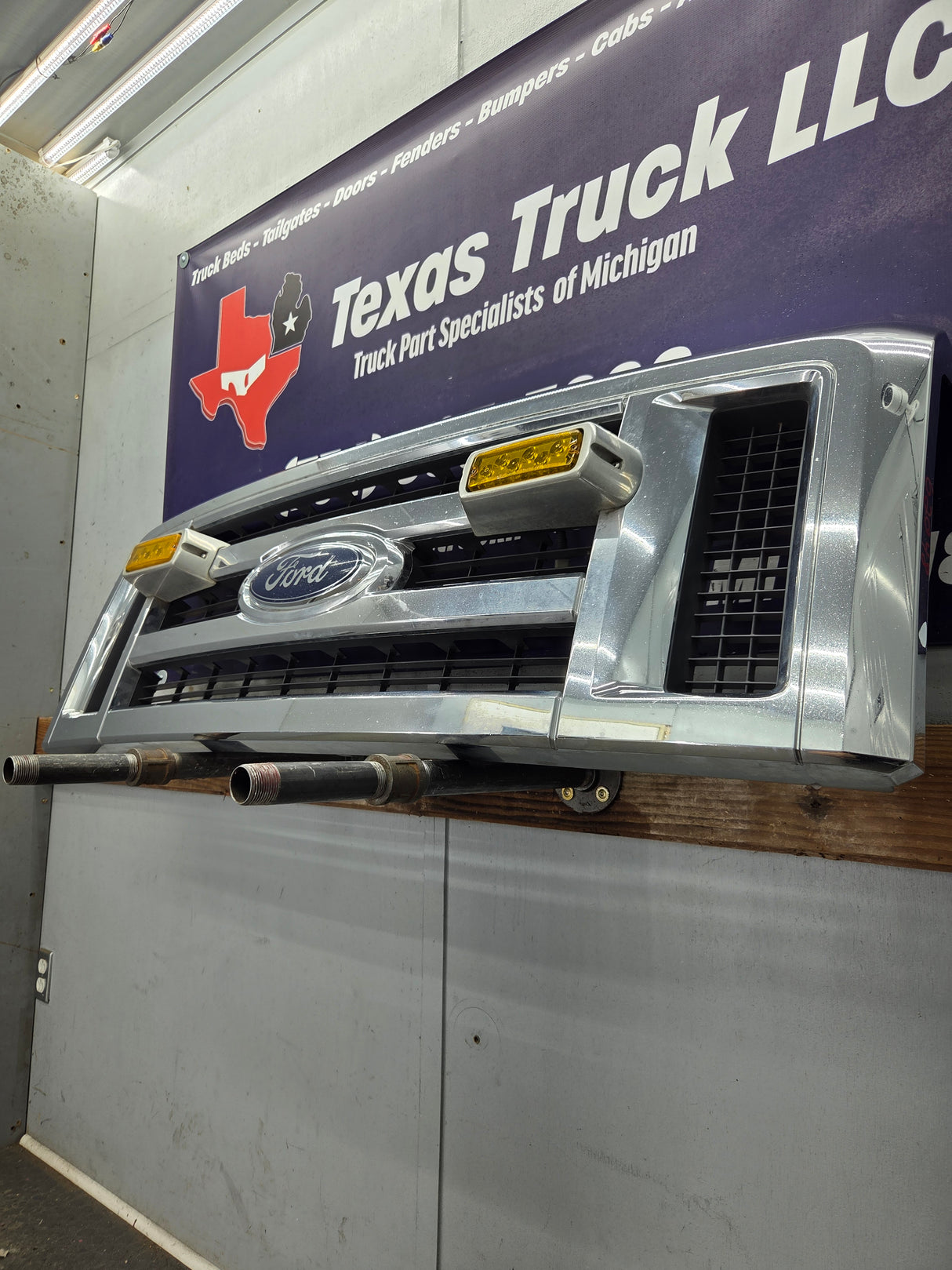 2008-2010 Ford Super Duty F250 F350 F450 F550 Chrome Grill Surround