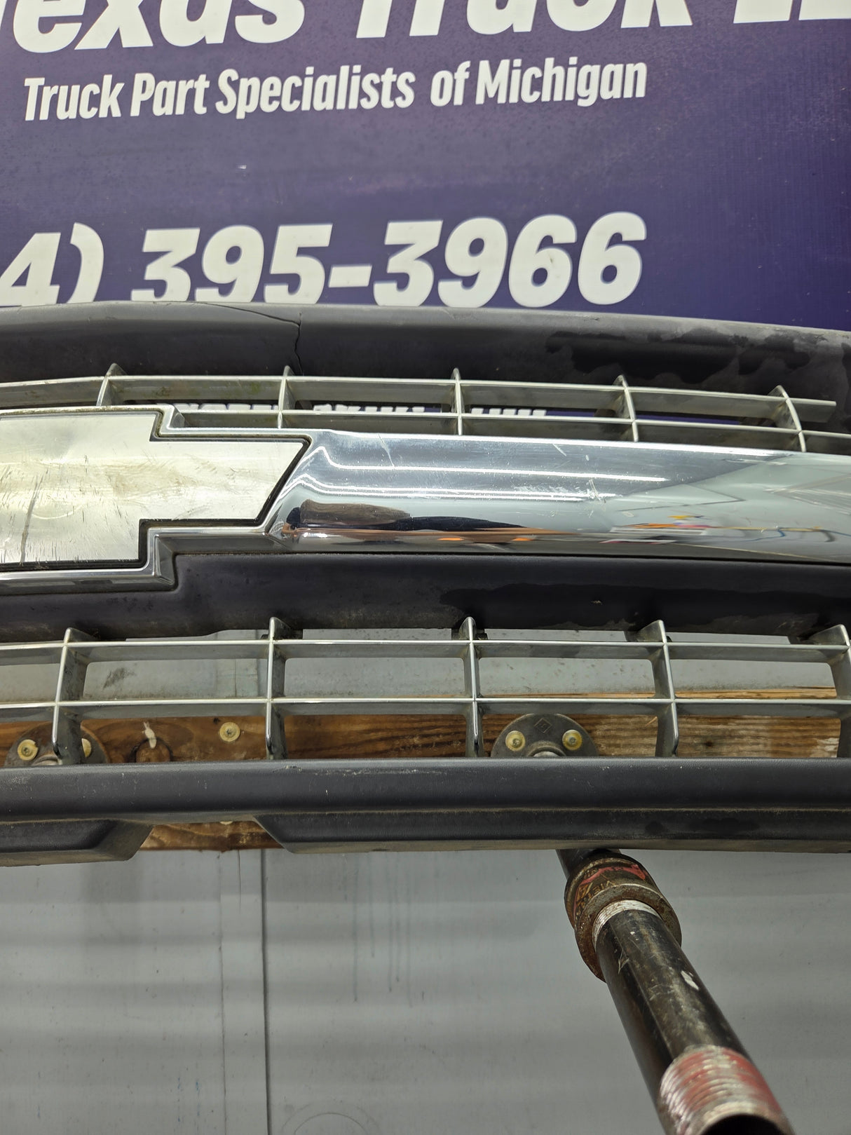 1999-2002 Chevrolet Silverado 1500 2500 3500 Grill OEM