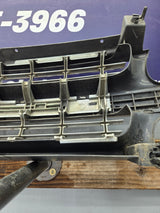 1999-2002 Chevrolet Silverado 1500 2500 3500 Grill OEM