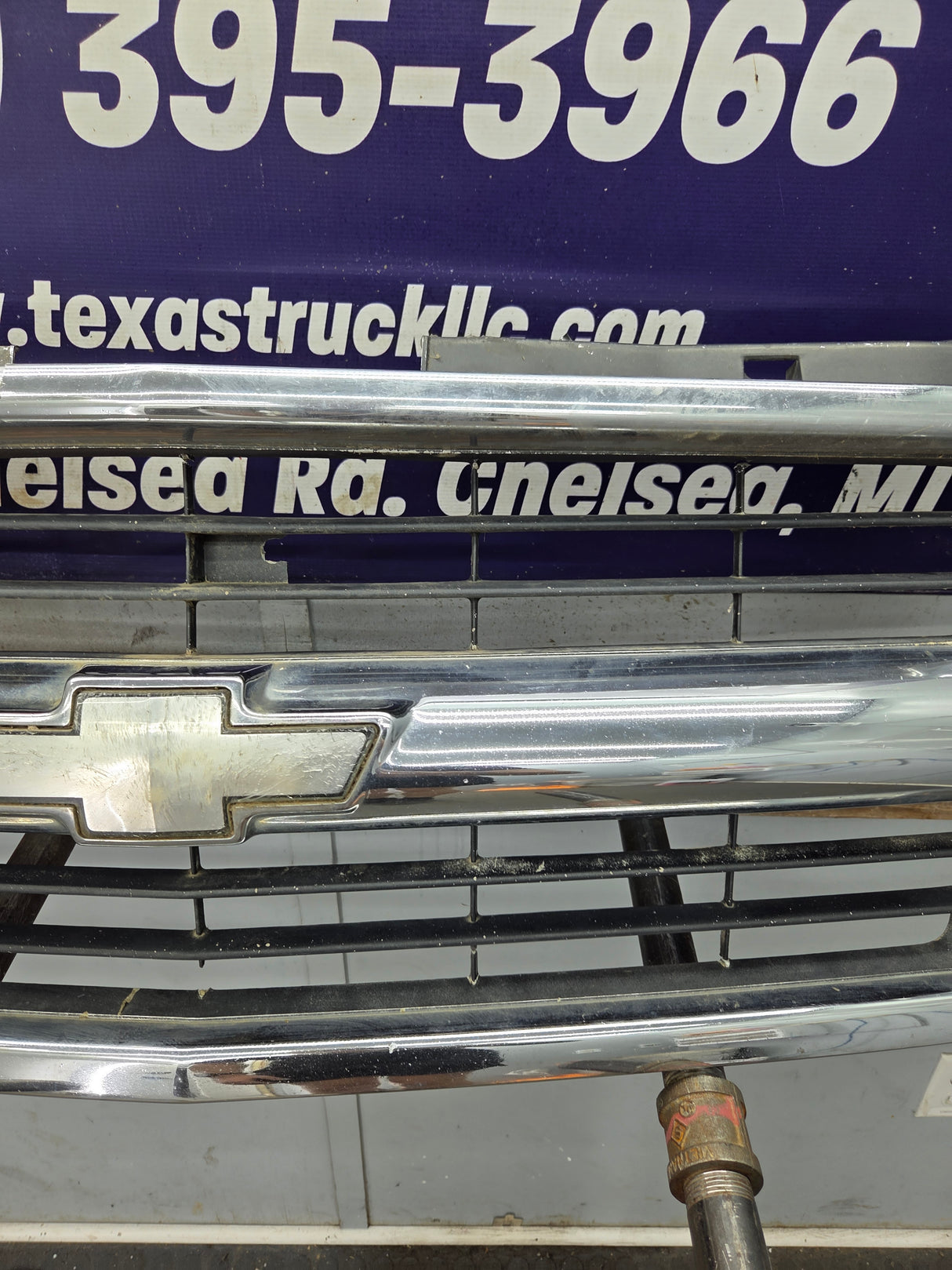 1994-1998 Chevrolet Silverado 1500 2500 3500 Grill OEM