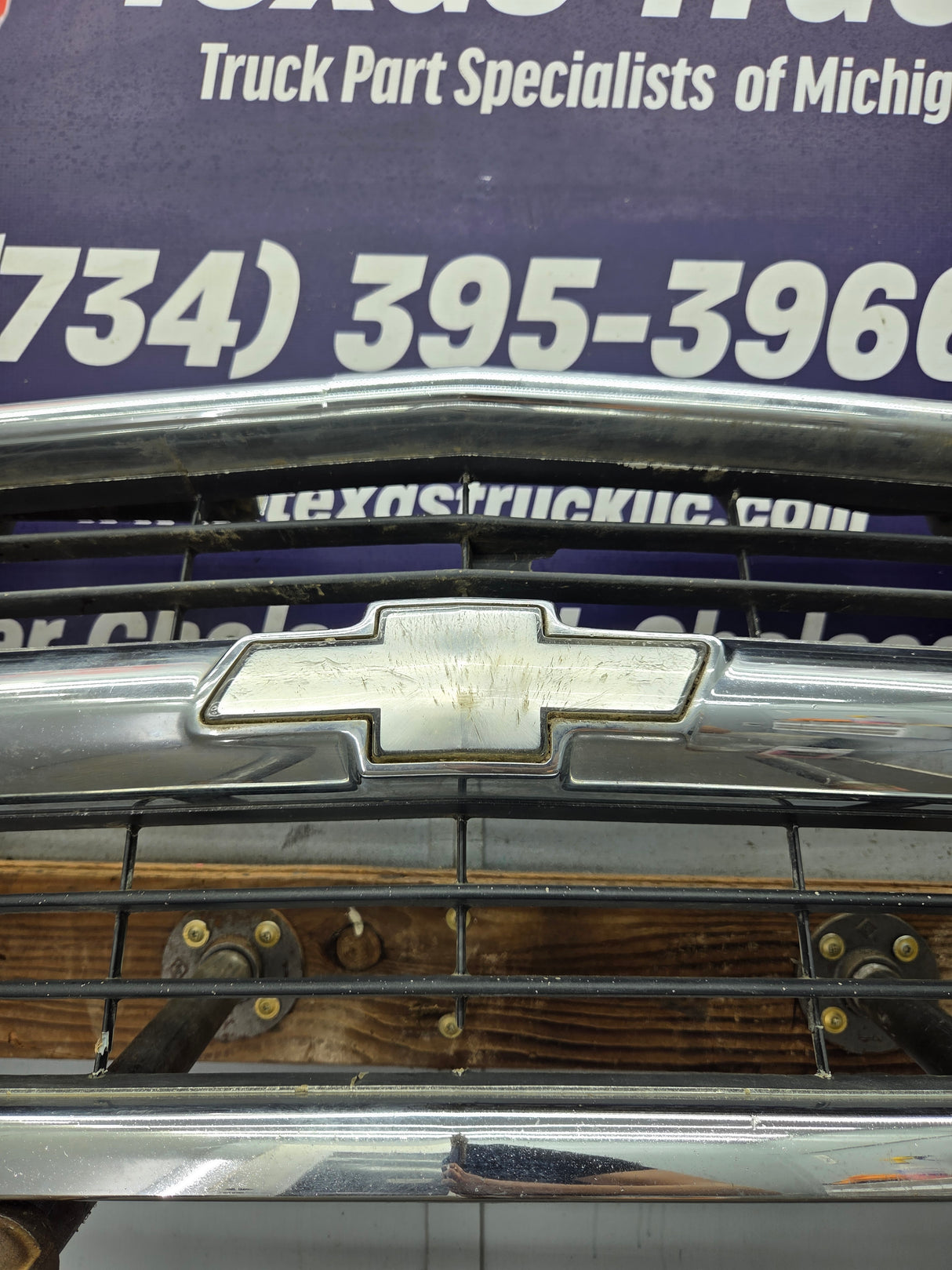 1994-1998 Chevrolet Silverado 1500 2500 3500 Grill OEM