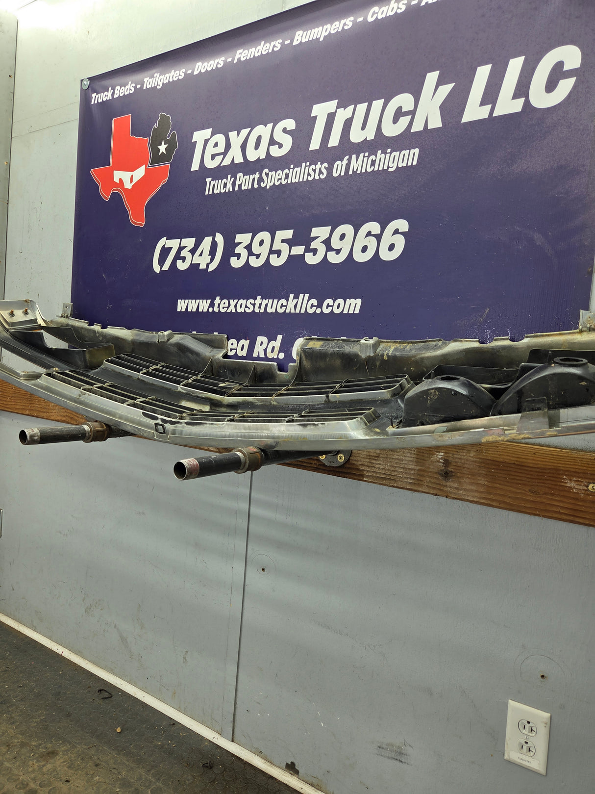 1994-1998 Chevrolet Silverado 1500 2500 3500 Grill OEM