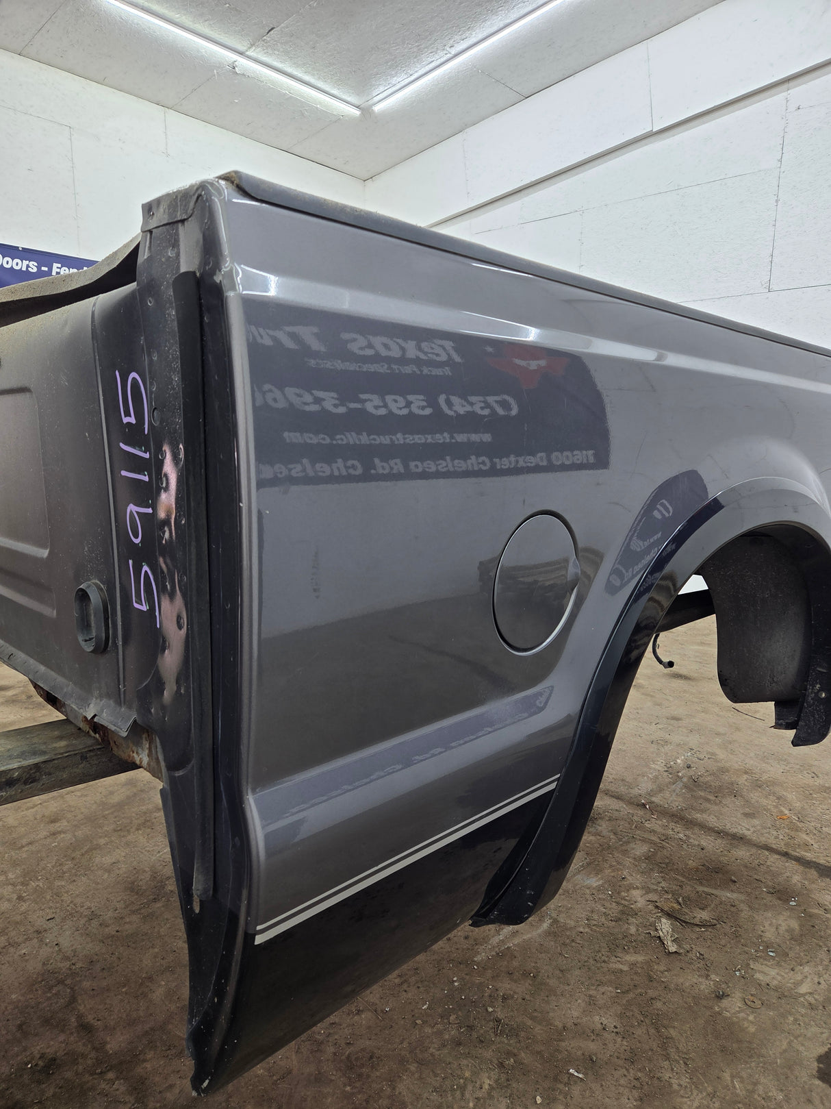 1999-2010 Ford Super Duty F250 F350 6' 9" Short Truck Bed