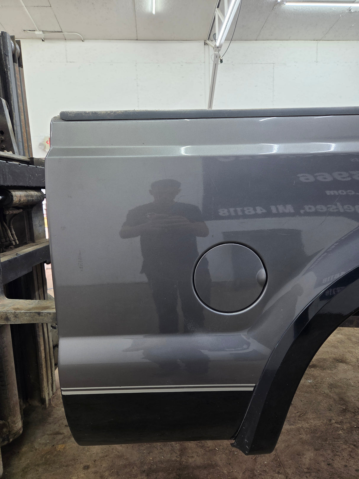 1999-2010 Ford Super Duty F250 F350 6' 9" Short Truck Bed
