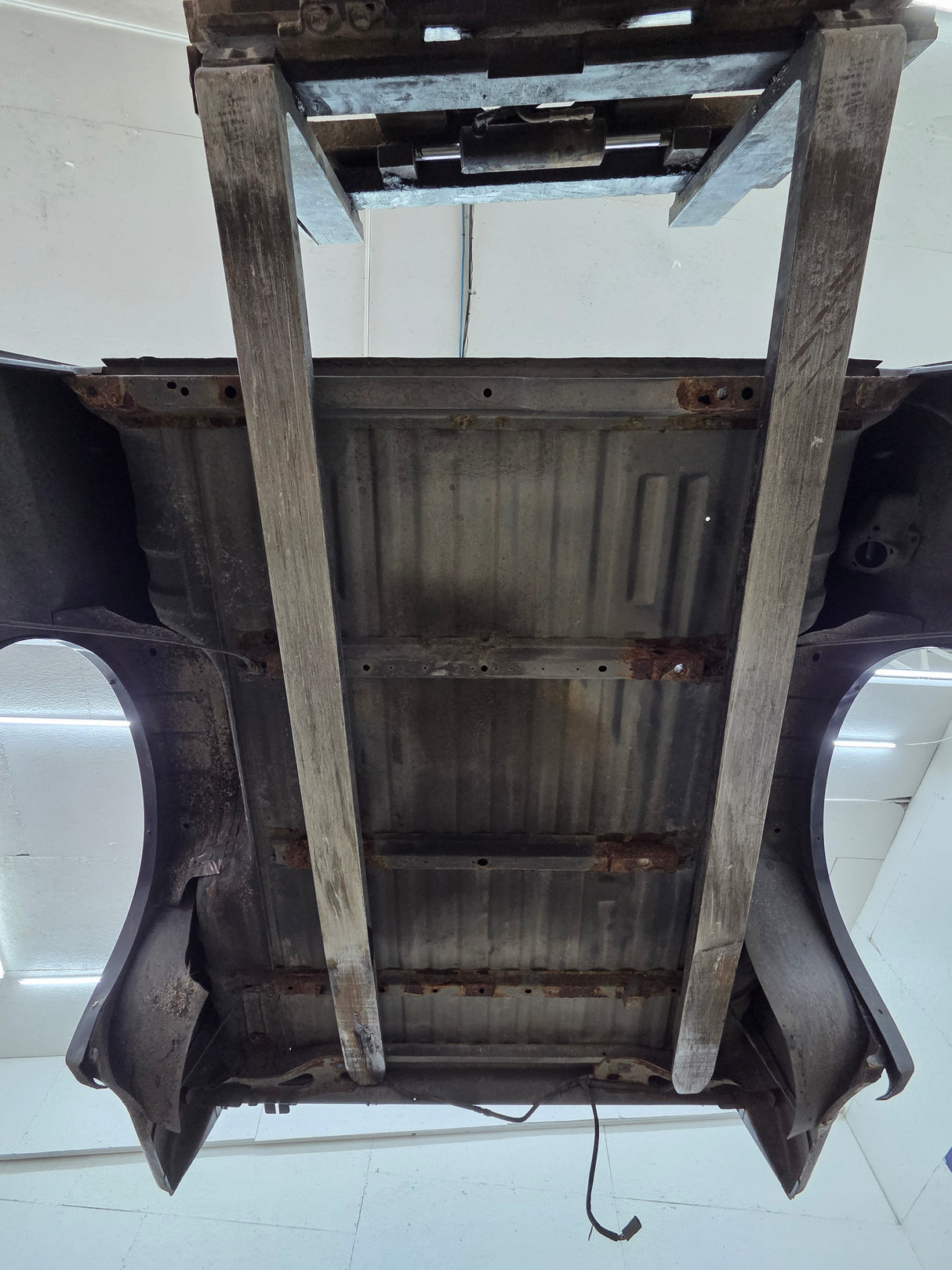 1999-2010 Ford Super Duty F250 F350 6' 9" Short Truck Bed