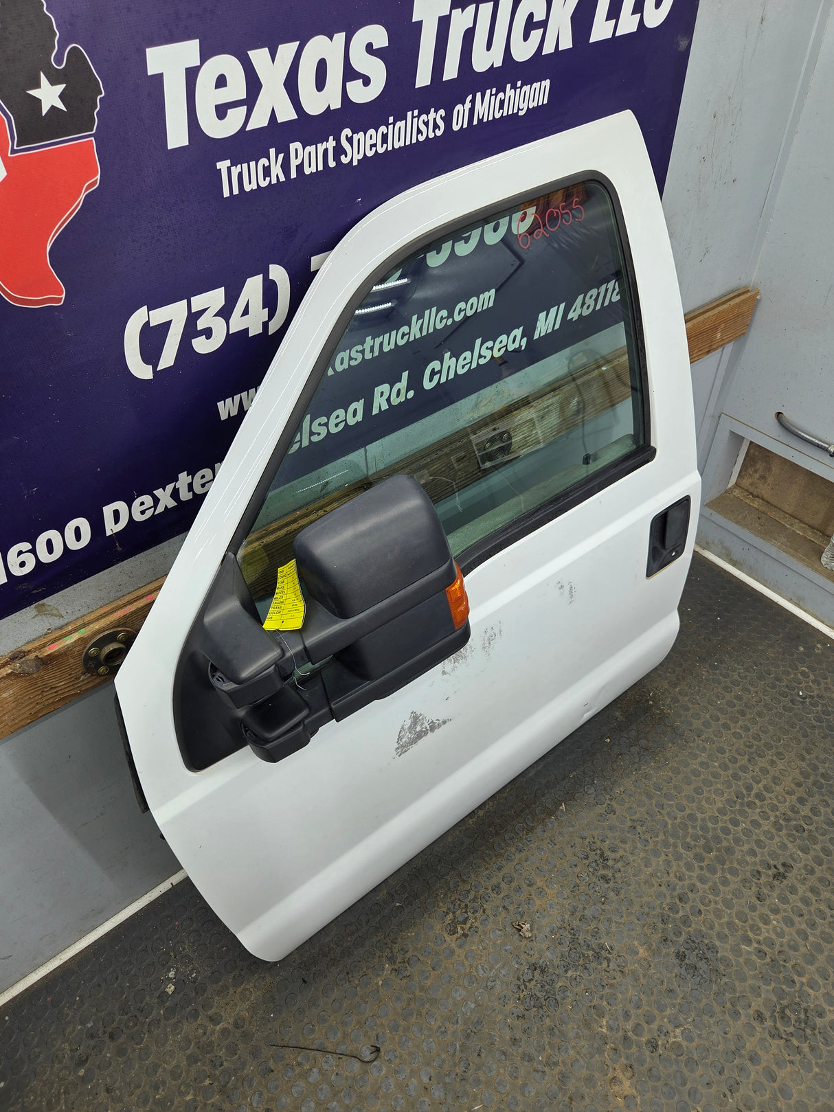 2012-2016 Ford Super Duty LH Driver Side Front Door F250 F350 F450 F550