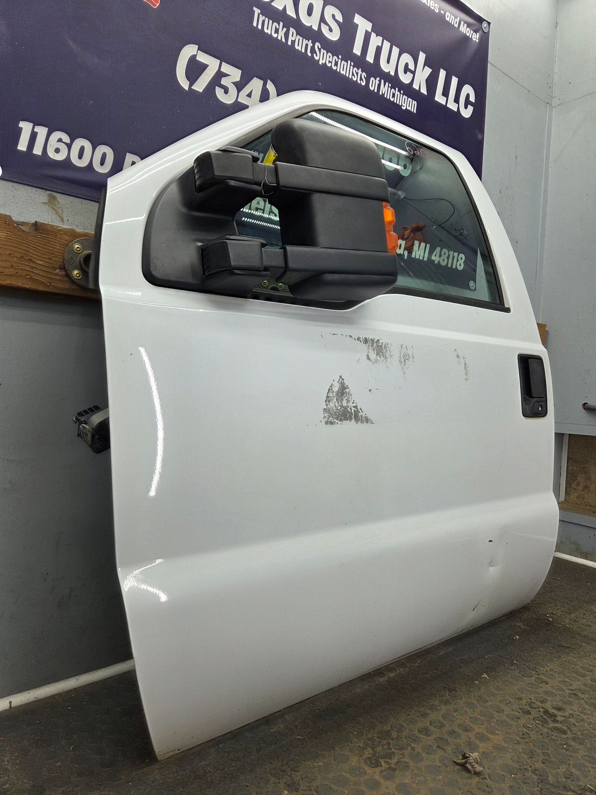 2012-2016 Ford Super Duty LH Driver Side Front Door F250 F350 F450 F550