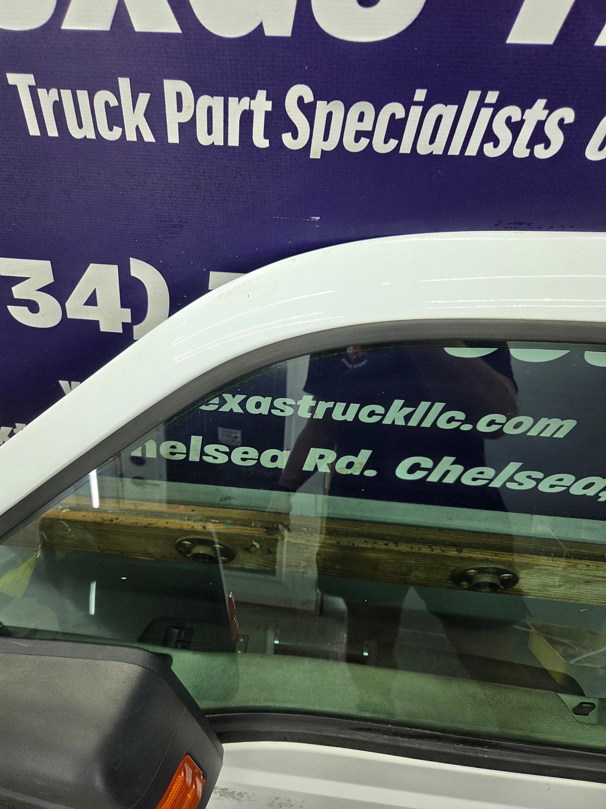 2012-2016 Ford Super Duty LH Driver Side Front Door F250 F350 F450 F550