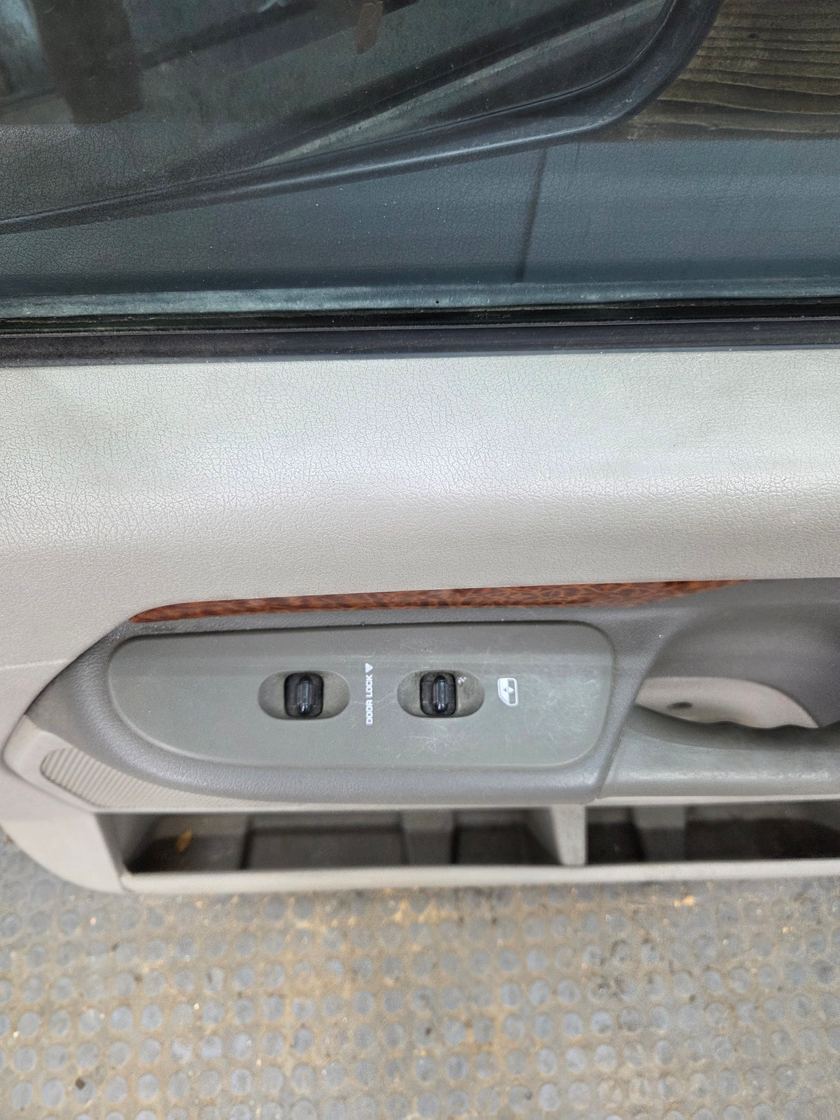 2003-2008 Dodge Ram 3rd Gen Passenger Side Front Quad Cab Crew Cab Door 1500 2500 3500 4500 5500