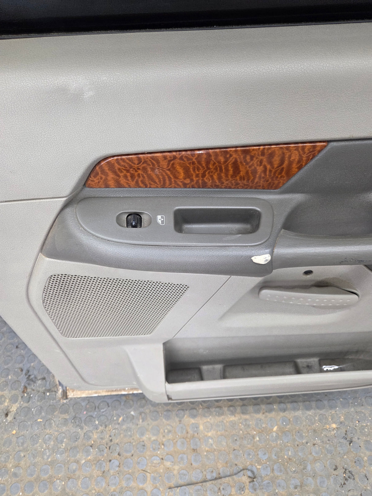 2003-2008 Dodge Ram 3rd Gen RH Passenger Side Rear MEGA Cab Door 1500 2500 3500 4500 5500