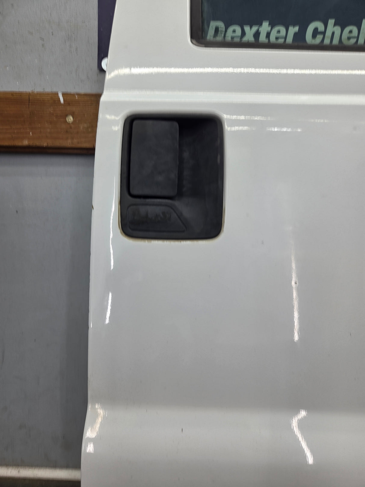 2012-2016 Ford Super Duty RH Passenger Side Front Door F250 F350 F450 F550