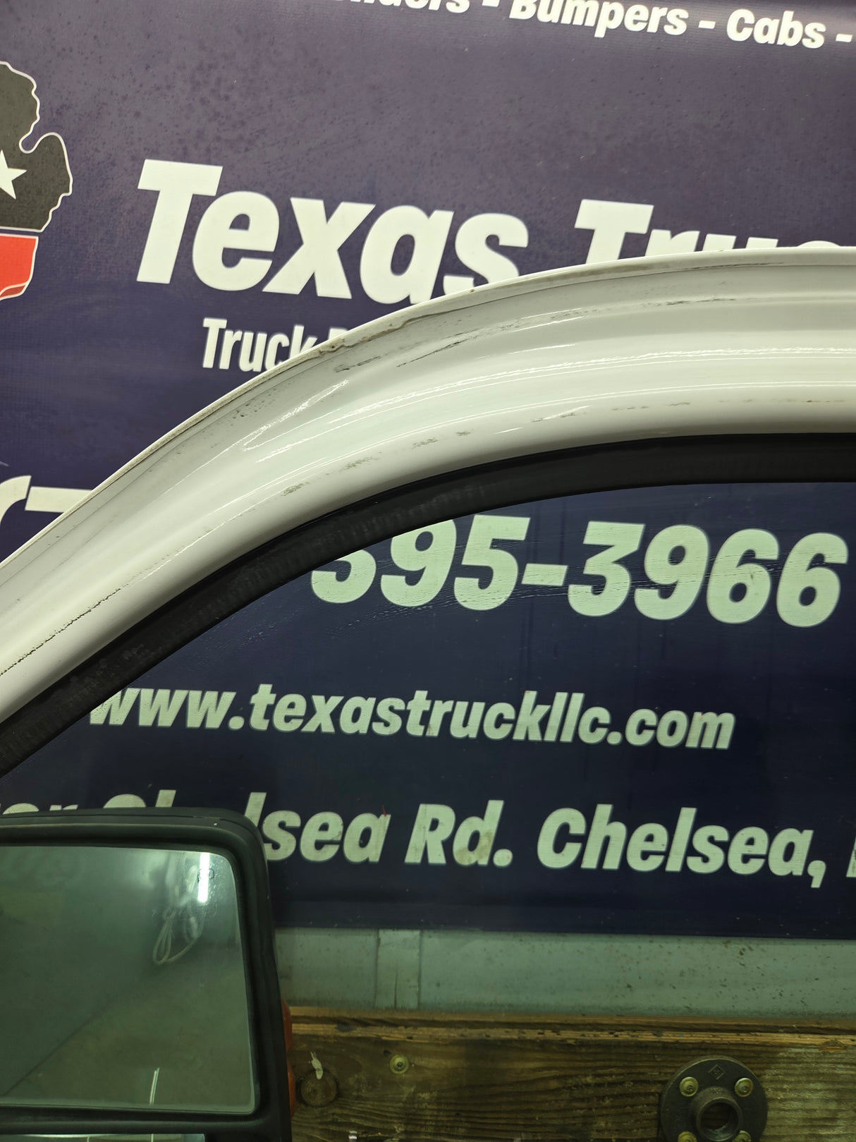 2012-2016 Ford Super Duty RH Passenger Side Front Door F250 F350 F450 F550