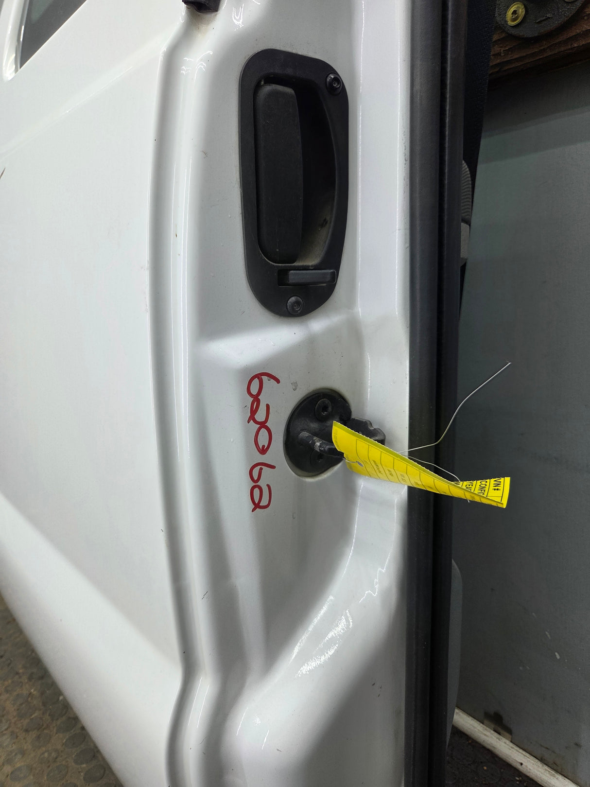 2008-2016 Ford Super Duty F250 F350 F450 F550 RH Extended Cab Passenger Side Rear Door