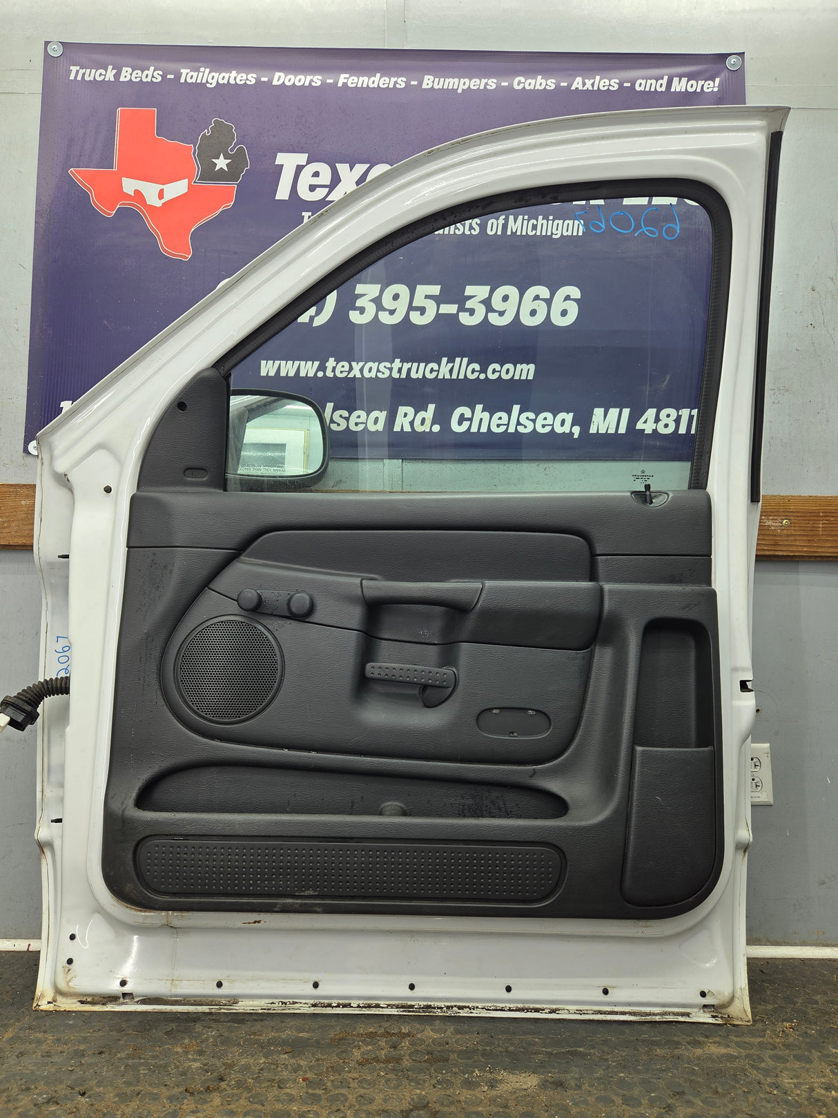 2003-2008 Dodge Ram 3rd Gen Passenger Side Front Regular Cab Door 1500 2500 3500 4500 5500