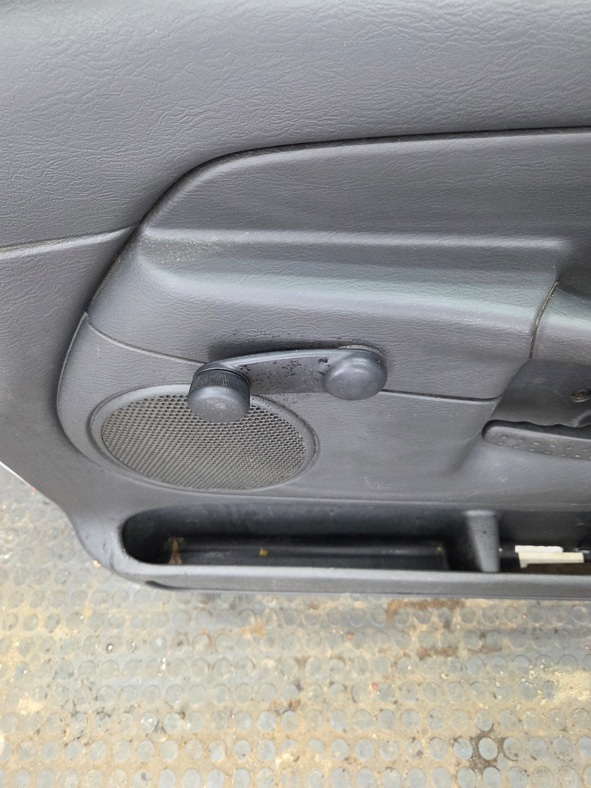2003-2008 Dodge Ram 3rd Gen Passenger Side Front Regular Cab Door 1500 2500 3500 4500 5500