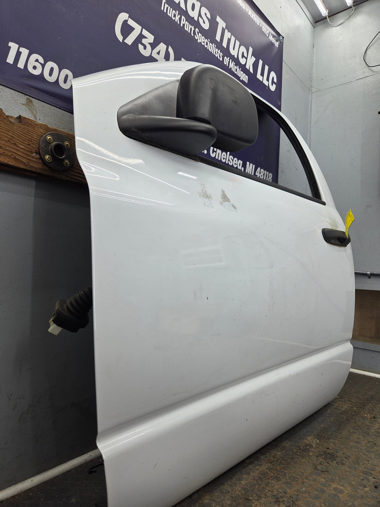 2003-2008 Dodge Ram 3rd Gen Driver Front Regular Cab Door 1500 2500 3500 4500 5500