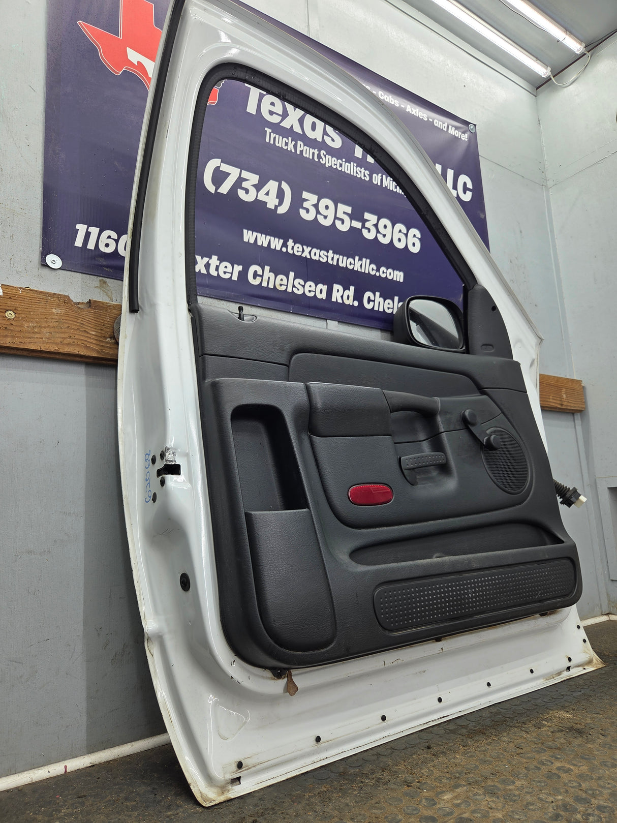 2003-2008 Dodge Ram 3rd Gen Driver Front Regular Cab Door 1500 2500 3500 4500 5500