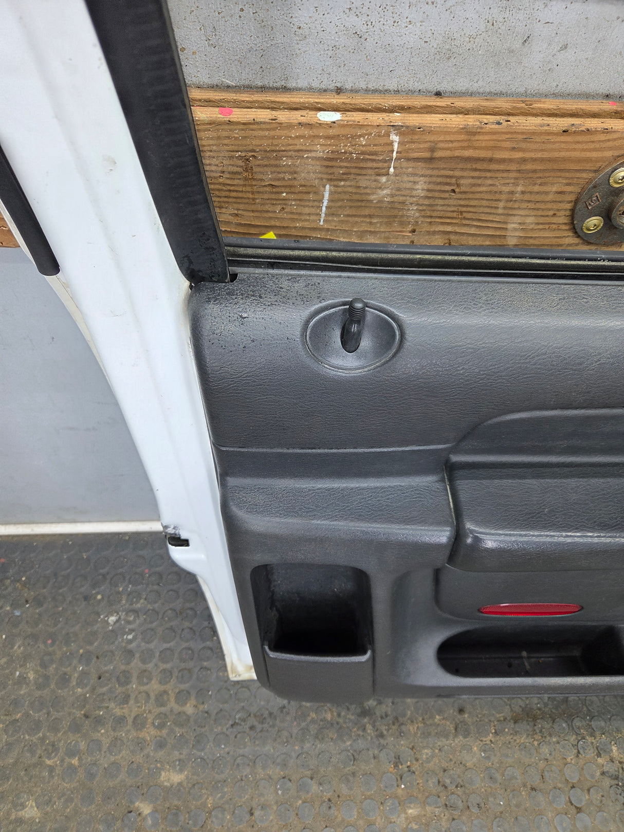 2003-2008 Dodge Ram 3rd Gen Driver Front Regular Cab Door 1500 2500 3500 4500 5500