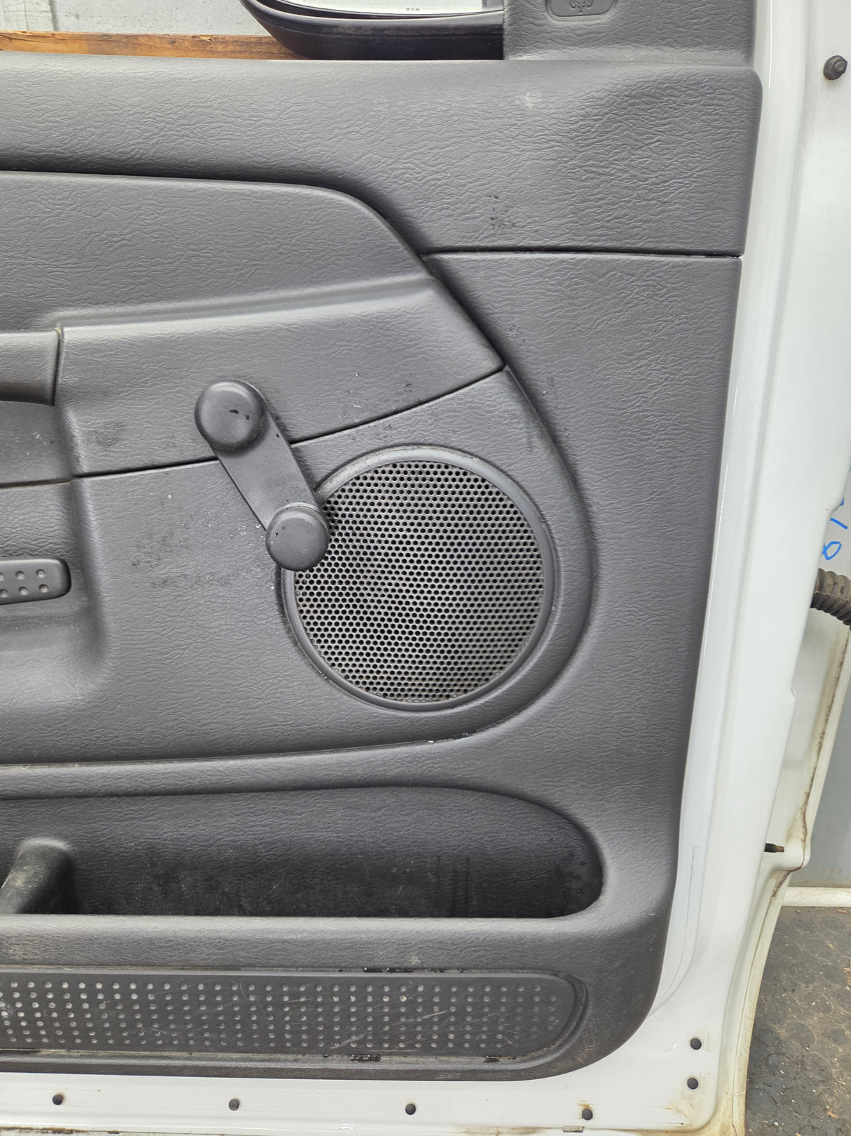 2003-2008 Dodge Ram 3rd Gen Driver Front Regular Cab Door 1500 2500 3500 4500 5500