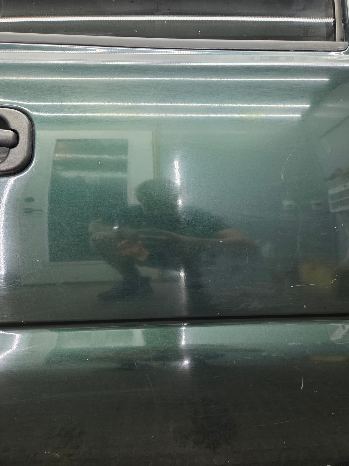 1999-2006 Chevrolet Silverado / GMC Sierra 1500 2500 3500 HD Rear Passenger side Crew Cab rear door RH