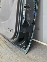 1999-2006 Chevrolet Silverado / GMC Sierra 1500 2500 3500 HD Rear Passenger side Crew Cab rear door RH