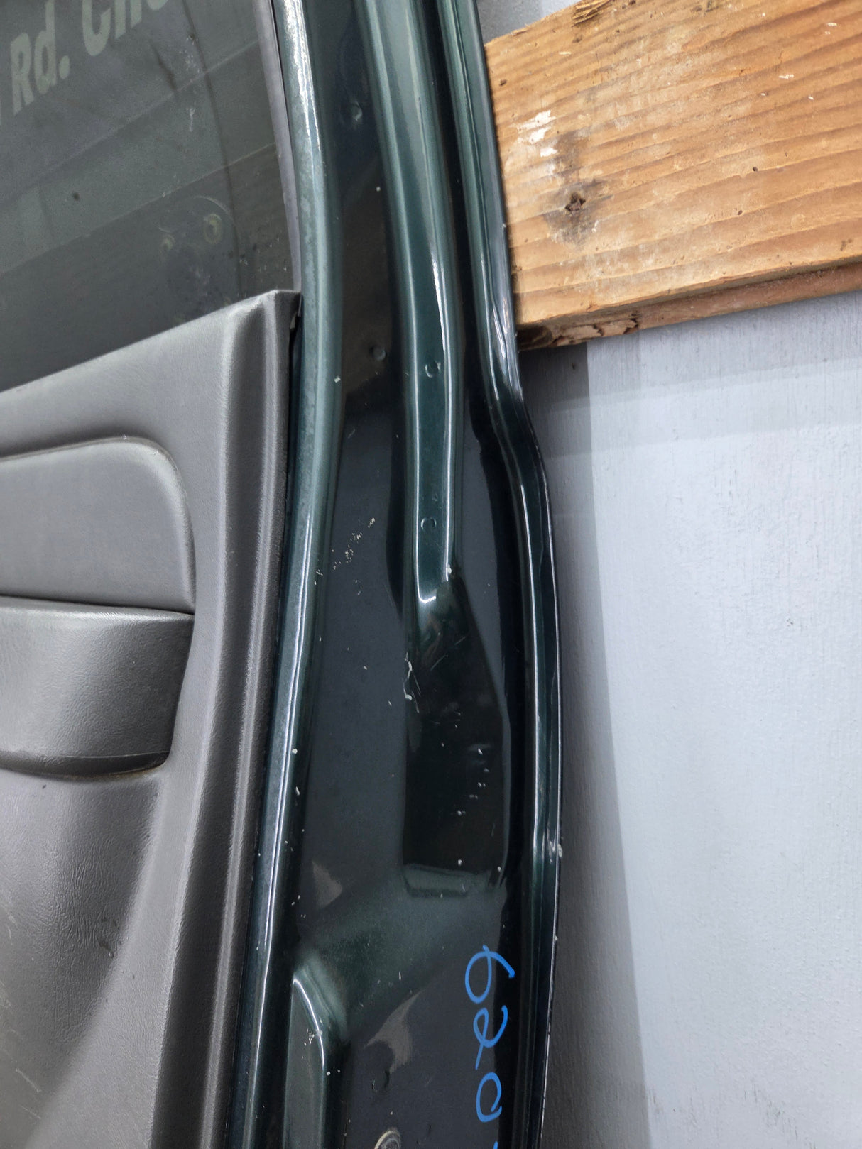 1999-2006 Chevrolet Silverado / GMC Sierra 1500 2500 3500 HD Rear Passenger side Crew Cab rear door RH