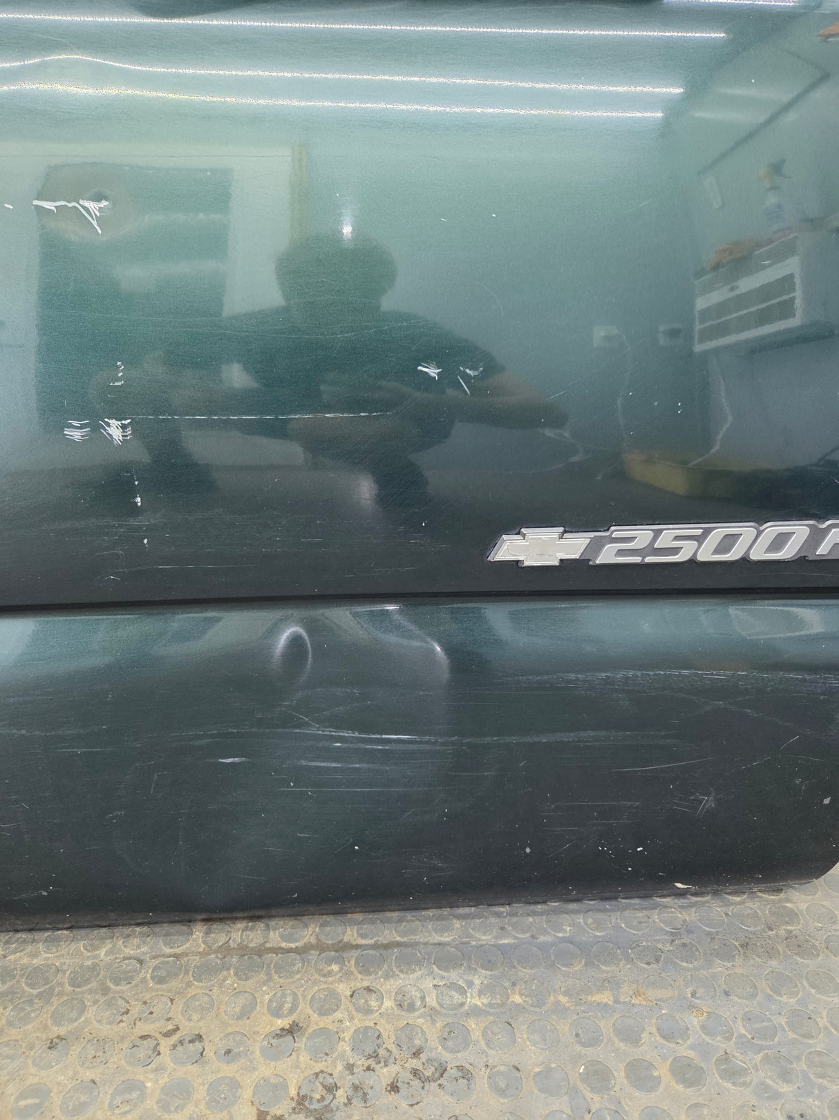 1999-2006 Chevrolet Silverado / GMC Sierra 1500 2500 3500 HD Front Passenger side Door RH