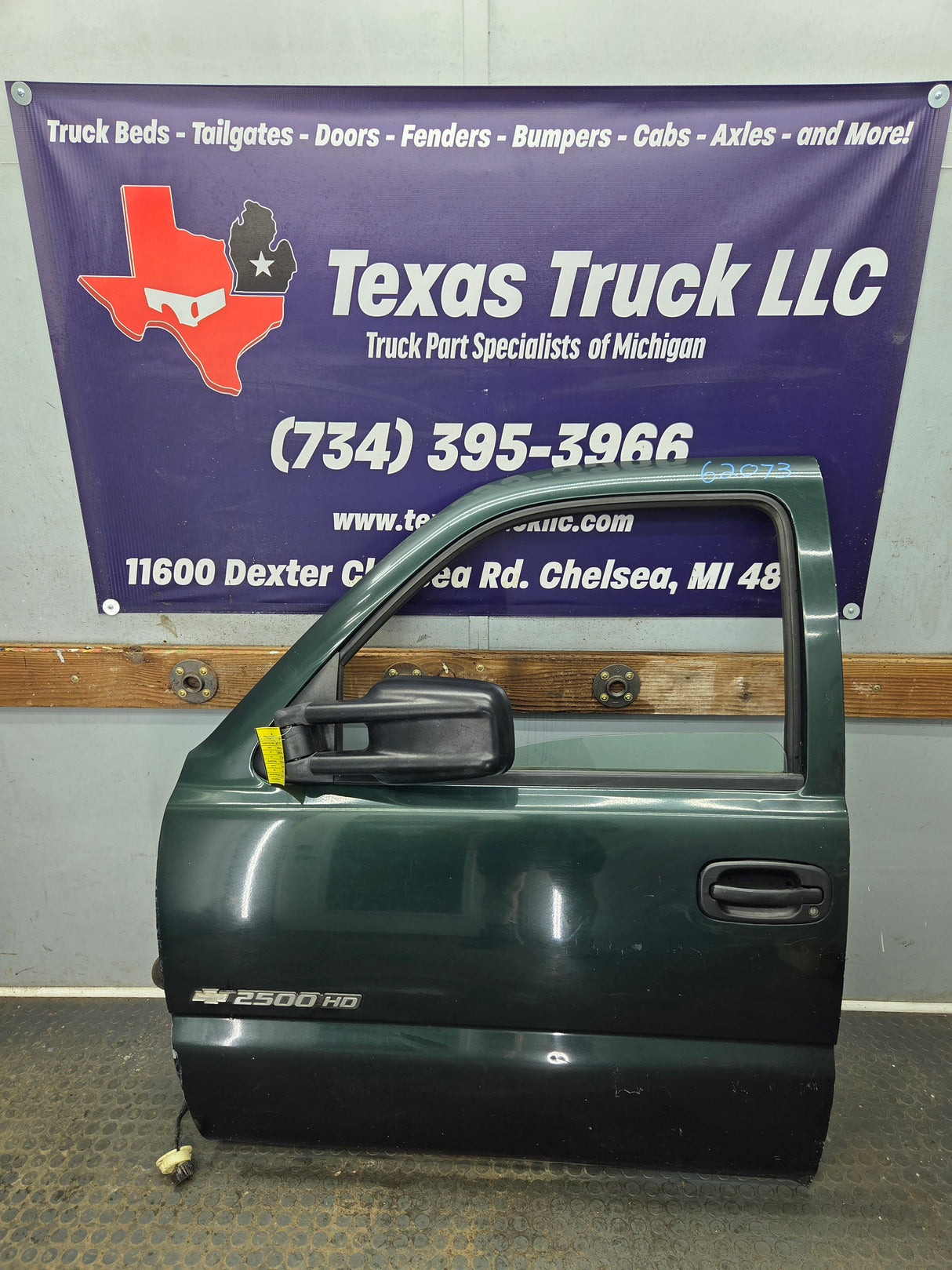 1999-2006 Chevrolet Silverado / GMC Sierra 1500 2500 3500 HD Front Driver Side Door LH