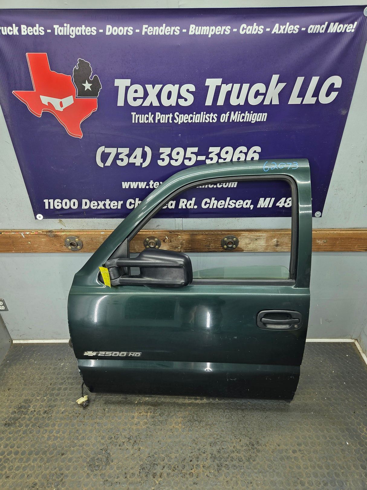 1999-2006 Chevrolet Silverado / GMC Sierra 1500 2500 3500 HD Front Driver Side Door LH