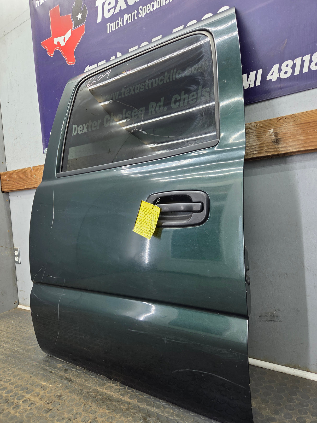 1999-2007 Chevrolet Silverado / GMC Sierra 1500 2500 3500 HD Rear Driver side LH Crew Cab rear door