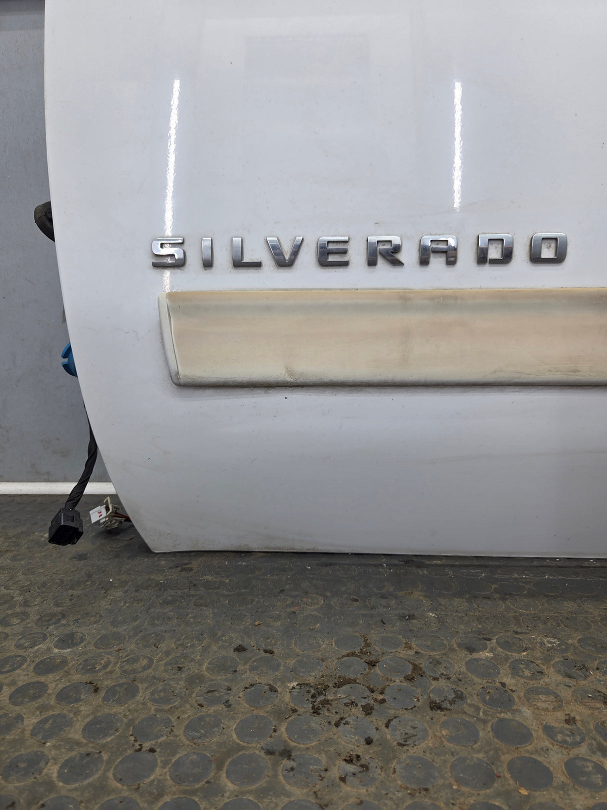 2007-2013 Chevrolet Silverado / GMC Sierra 1500 2500 3500 HD LH Front Driver Side Door