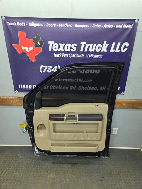 2008-2011 Ford Super Duty / Excursion Front Passenger RH Door F250 F350 F450 F550