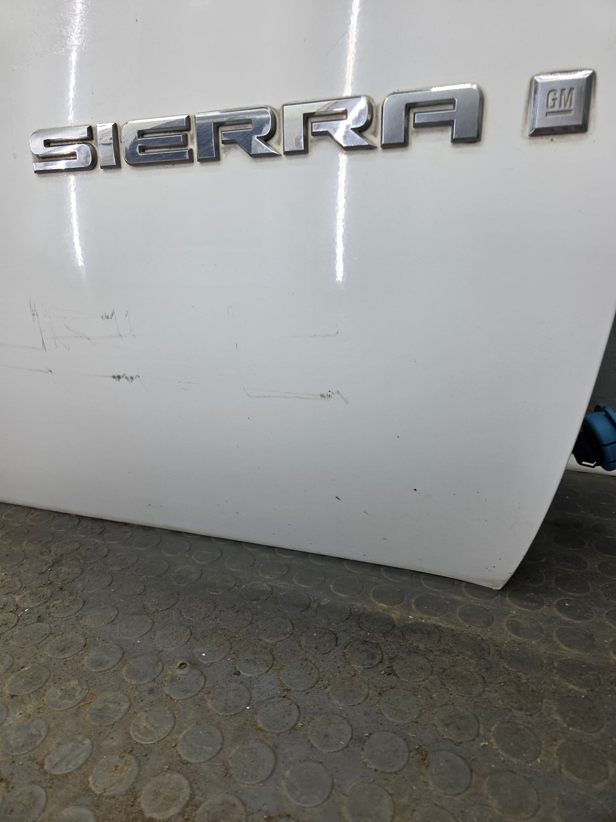 2007-2013 Chevrolet Silverado / GMC Sierra 1500 2500 3500 HD RH Front Passenger Side Door