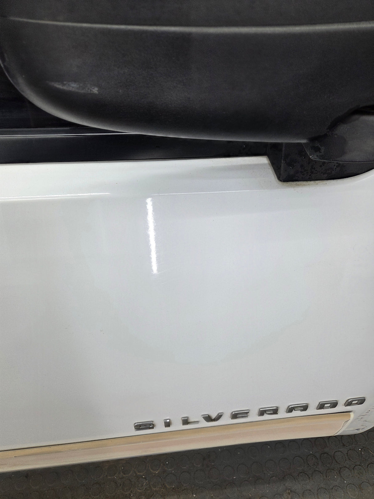 2007-2013 Chevrolet Silverado / GMC Sierra 1500 2500 3500 HD RH Front Passenger Side Door