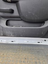 2007-2013 Chevrolet Silverado / GMC Sierra 1500 2500 3500 HD RH Front Passenger Side Door