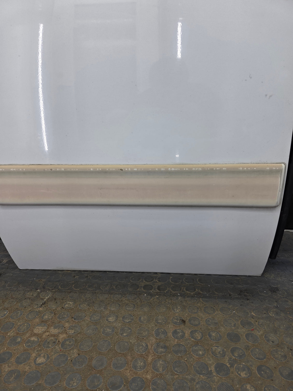 2007-2013 Chevrolet Silverado / GMC Sierra 1500 2500 3500 HD Passenger side Extended Cab RH Rear Door