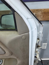 1988-2000 Chevrolet Silverado Suburban GMC Sierra LH Front Driver Side Door