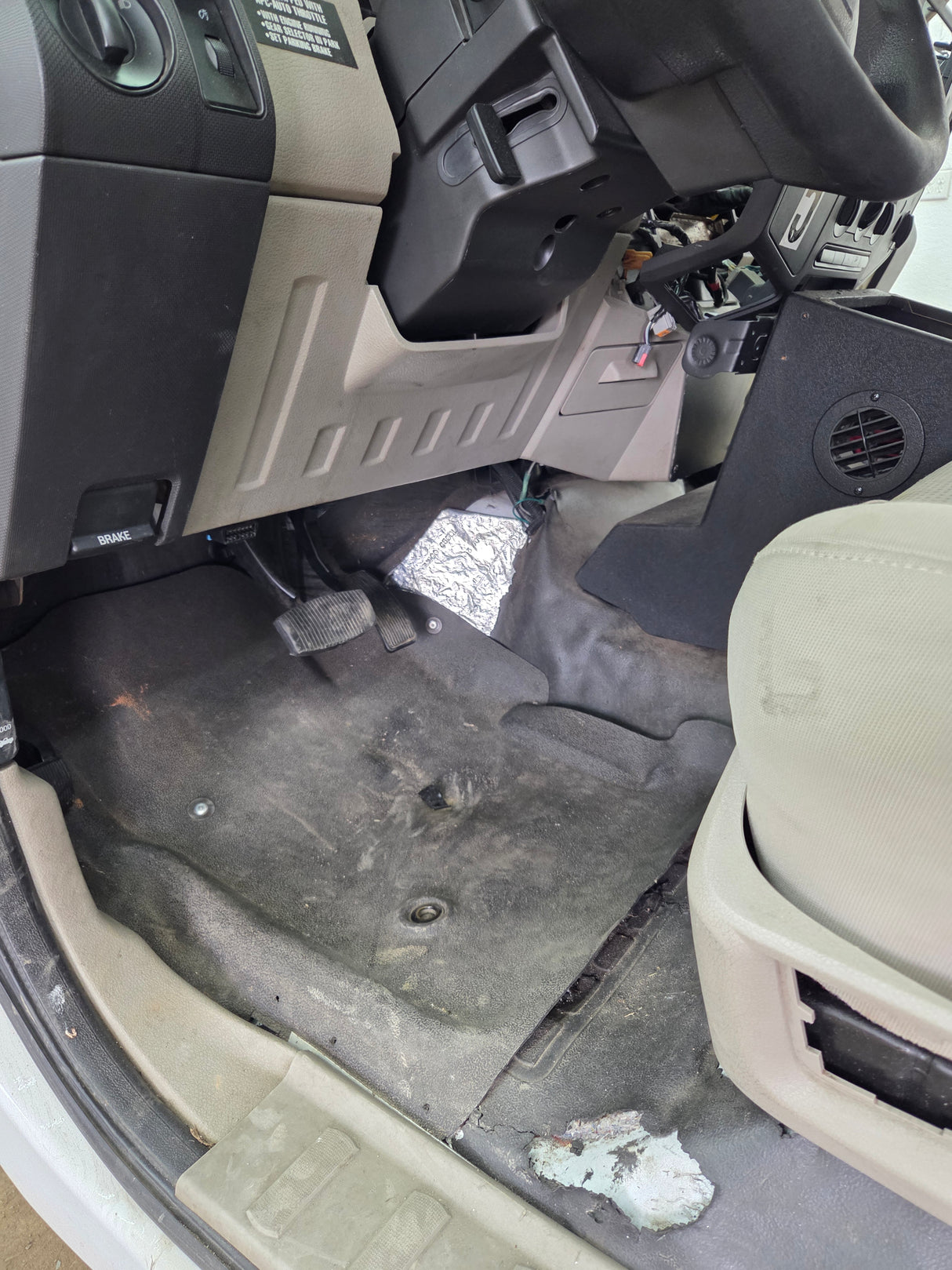 2008-2010 Ford Super Duty F250 F350 F450 F550 Regular Cab 2 door